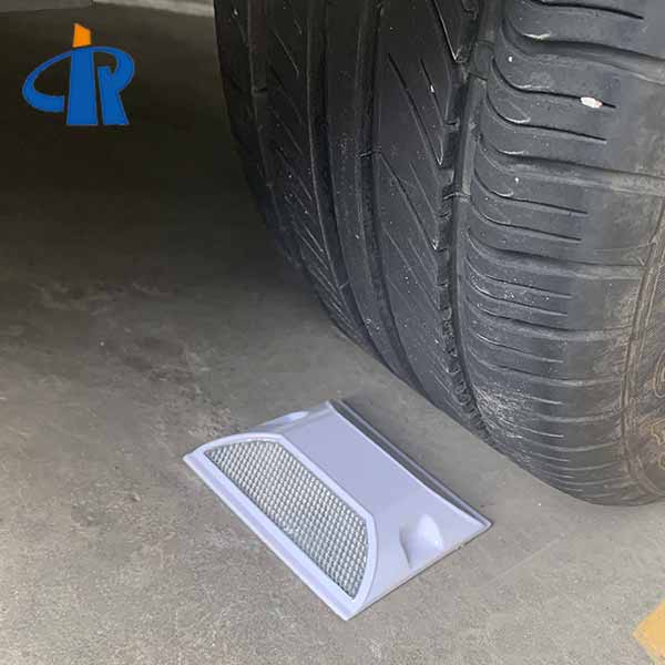 Wholesale Blue Led led road stud reflectors For Parking Lot